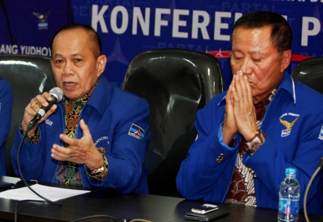 Democratic Party Rejects Presidential Threshold