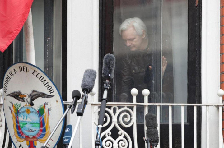 Pendiri WikiLeaks Dibebaskan dari Kasus Pemerkosaan