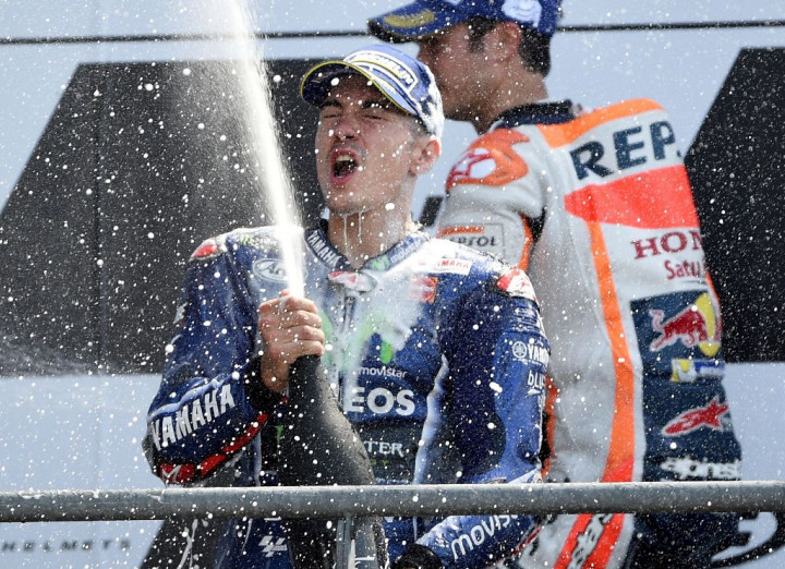 Rossi dan Marquez Terjatuh, Vinales Nikmati Podium Pertama MotoGP Prancis