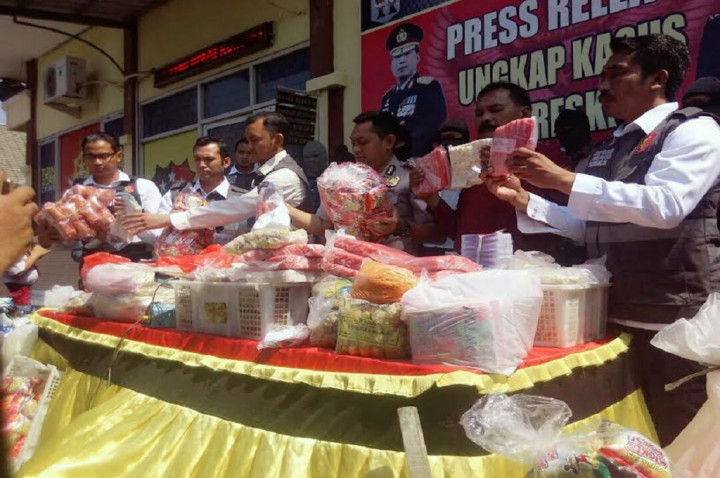 Polisi Temukan Produsen <i>Snack</i> di Sidoarjo tak Sesuai Syarat Sanitasi