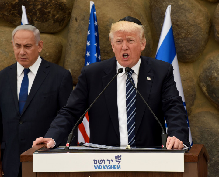 Trump Calls on Israelis, Palestinians to Compromise for Peace
