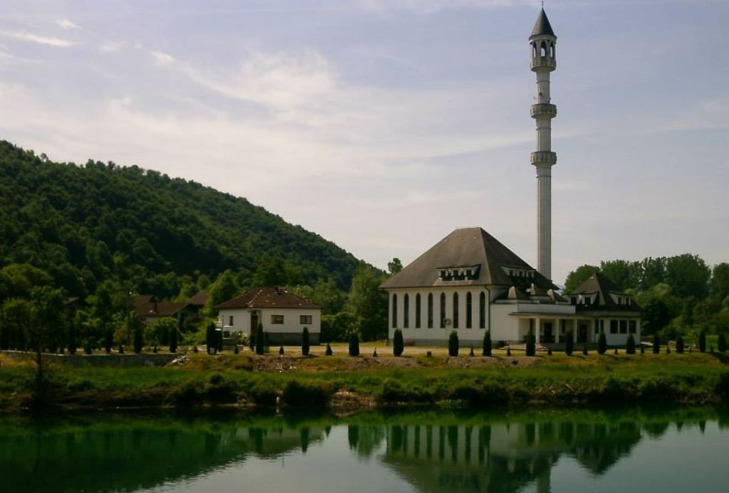 Masjid Bosanska Otoka di Bosnia. (Sarajevo Times)