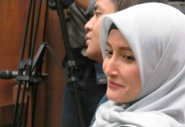 Bak Roller Coaster Emosi Inneke Dalam Sidang Suami