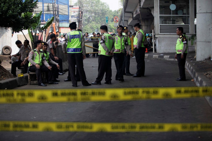 PM Malaysia Najib Razak Kecam Pengeboman Kampung Melayu