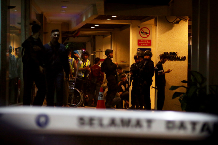 Dioperasi 8 Jam, Kondisi Mata Polisi Korban Bom Tinggal 75 Persen