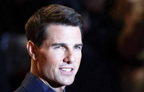 Tom Cruise Jawab Rumor Proyek Film Top Gun 2