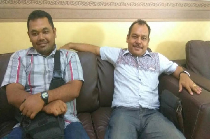 Rinton Girsang Bawa Bukti Terkait Foto Hoaks Bom Kampung Melayu