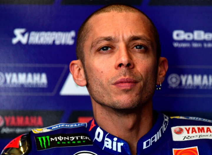 Kondisi Membaik, Valentino Rossi Keluar dari Rumah Sakit