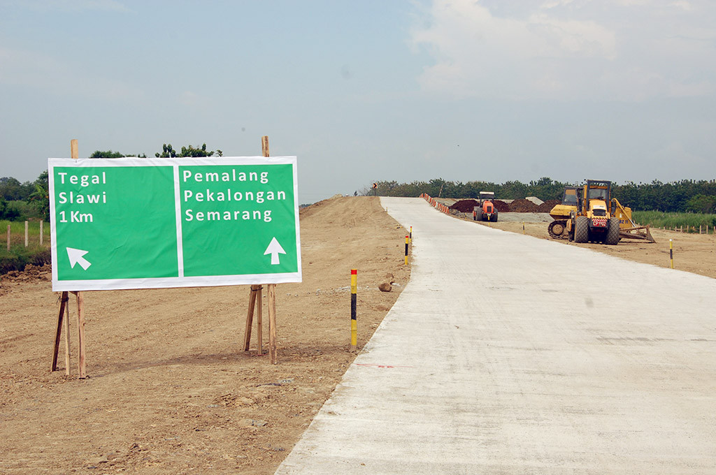 Eshakdagi ulkan sikning onlayn porno videosini tomosha qiling