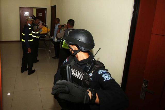 Jenazah Terduga Pelaku Bom Kampung Melayu Diambil Siang Ini