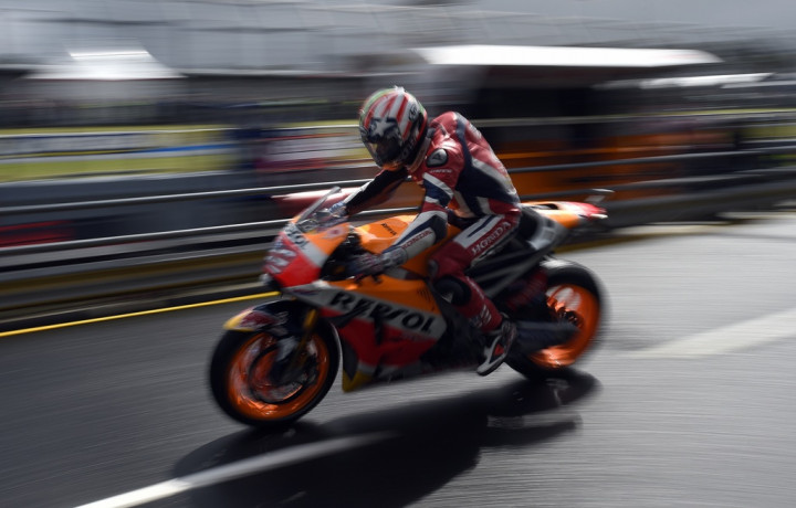 Jenazah Nicky Hayden Dimakamkan di Kampung Halamannya