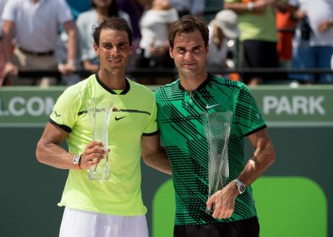 Djokovic Angkat Tinggi-tinggi Federer & Nadal