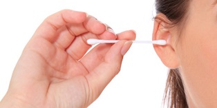 Jangan Sembarangan Membersihkan Telinga