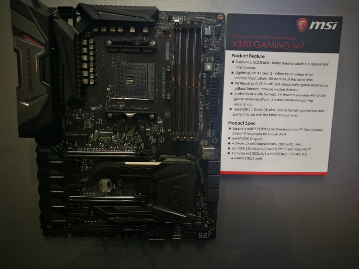 Motherboard MSI AMD X370 Ini Punya Cakar Unik