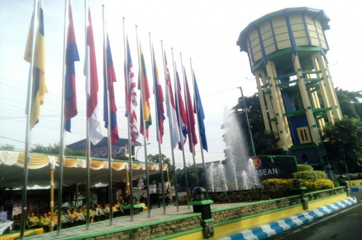 Taman ASEAN di Jombang Diresmikan