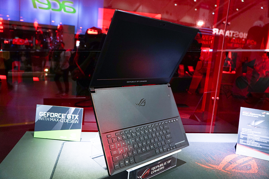 Menjajal ROG Zephyrus, Laptop Gaming Super Kencang dan Tipis dari ASUS