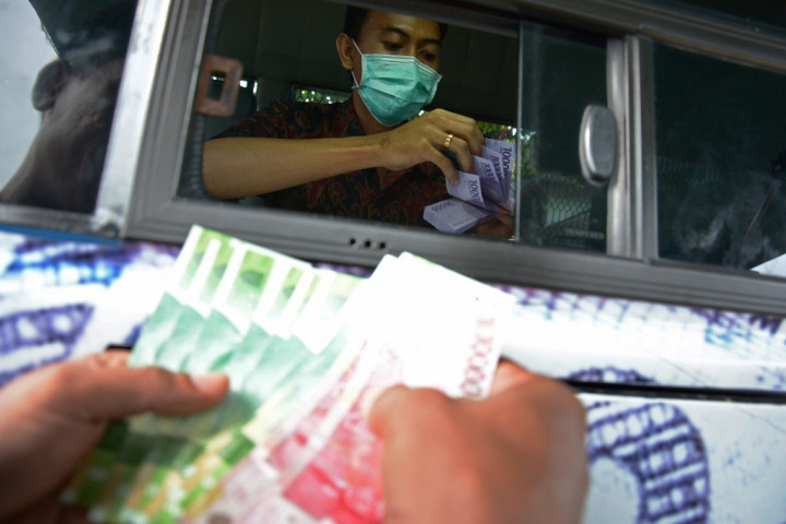 Setiap Orang Hanya Boleh Menukar Rp3,7 Juta per Hari