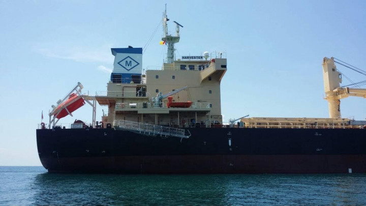 Kapal Asal Liberia Dirompak di Alur Belawan