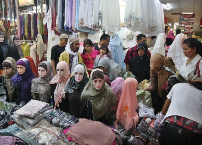 Penjualan Gamis di Jakarta Naik 100%