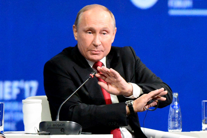 Putin Bantah Berbagi Informasi dengan Trump