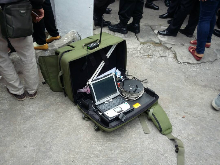 Diduga Bom, Ternyata Paketan Berisi Pakaian dan Alat Tukang