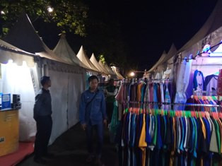 Ratusan Tenan Ramaikan Istiqlal Ramadan Fair 2017
