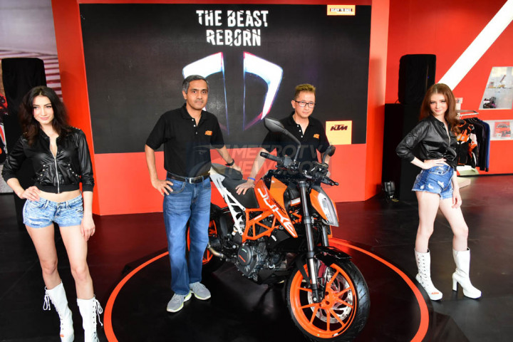 KTM Duke 250 & 390 Model 2017, Mengaspal di PRJ