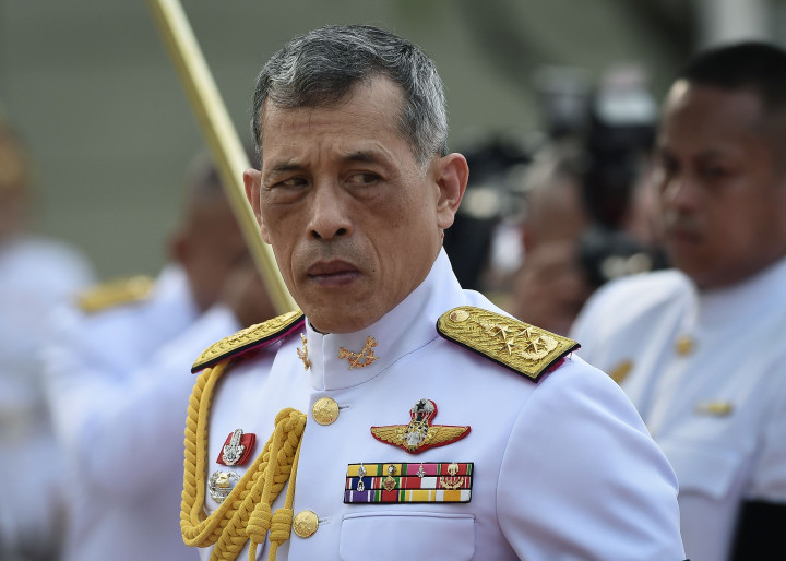 Thai Man Jailed for 35 years for Defaming Royals on Facebook