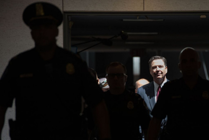 Trump dan Mantan Direktur FBI Saling Tuding