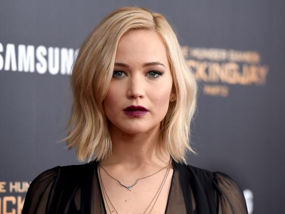 Jennifer Lawrence Selamat dari Pendaratan Darurat Pesawat