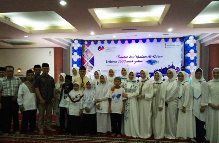 Zulkifli Hasan Semangati Ribuan Anak Yatim untuk Meraih Sukses