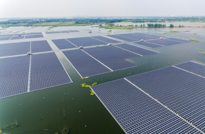 Floating Solar Farm Reflects China's Clean Energy Ambitions