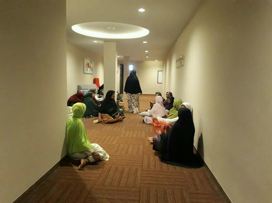 53 calon Jemaah Umrah asal Indonesia gagal berangkat ke Tanah Suci Makkah. --MTVN/Hadi--