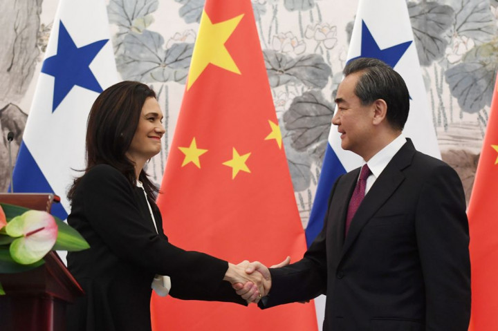 Panama Cuts Ties with Taiwan, Accepting One China Policy