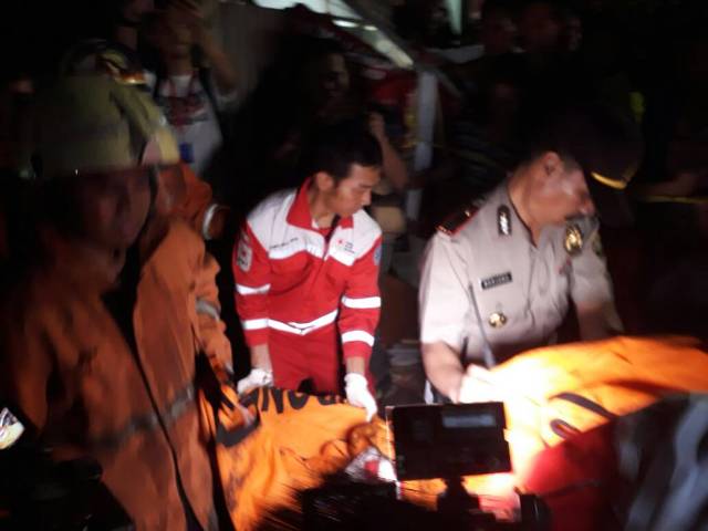 Kronologi Tabrakan Kereta vs Minibus di Senen