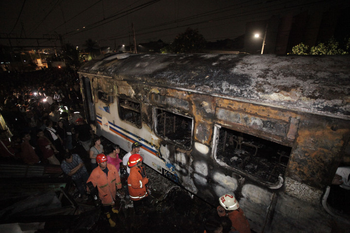 Setelah Kecelakaan, Perlintasan Sebidang di Pasar Gaplok Ditutup