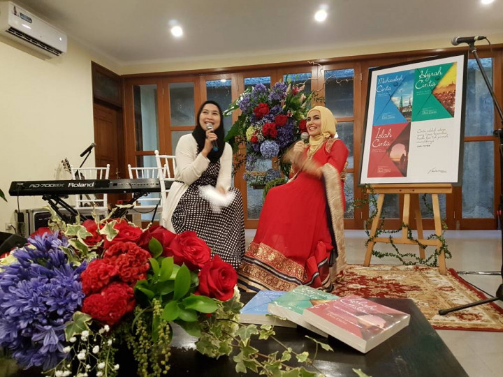 Dini Fitria Ingin Novel Islah Cinta Difilmkan