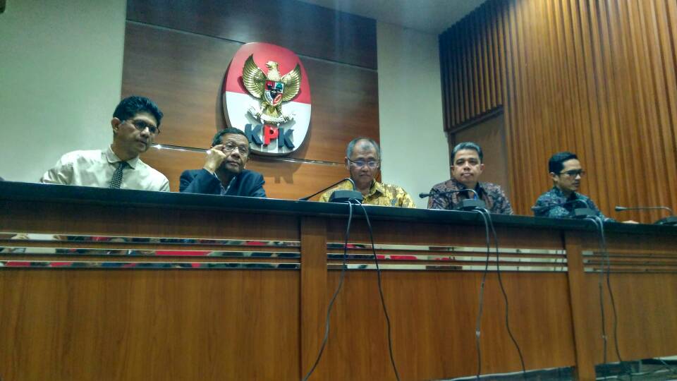Asosiasi pakar hukum tata negara bersama pimpinan KPK/MTVN/Surya Perkasa