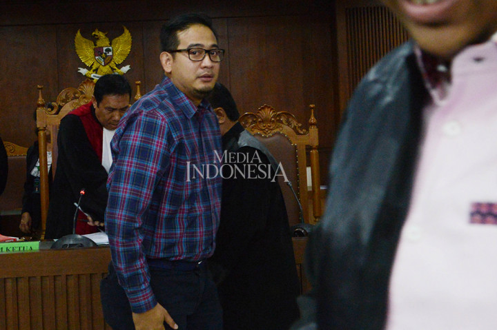 Brotoseno Divonis Lima Tahun Penjara