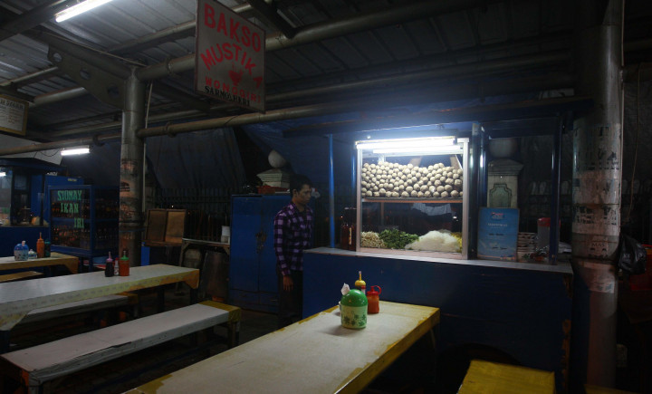 Selama Ramadan, Omzet Pedagang Bakso di Palembang Turun