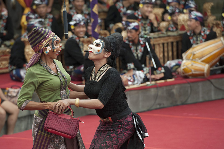 Pementasan Topeng Bondres Inovatif