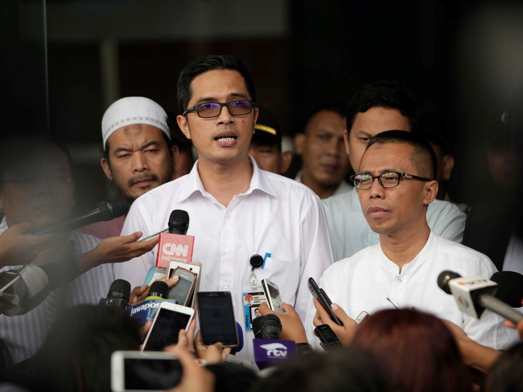 Juru Bicara KPK Febri Diansyah (tengah). (Foto: MI/Rommy Pujianto)