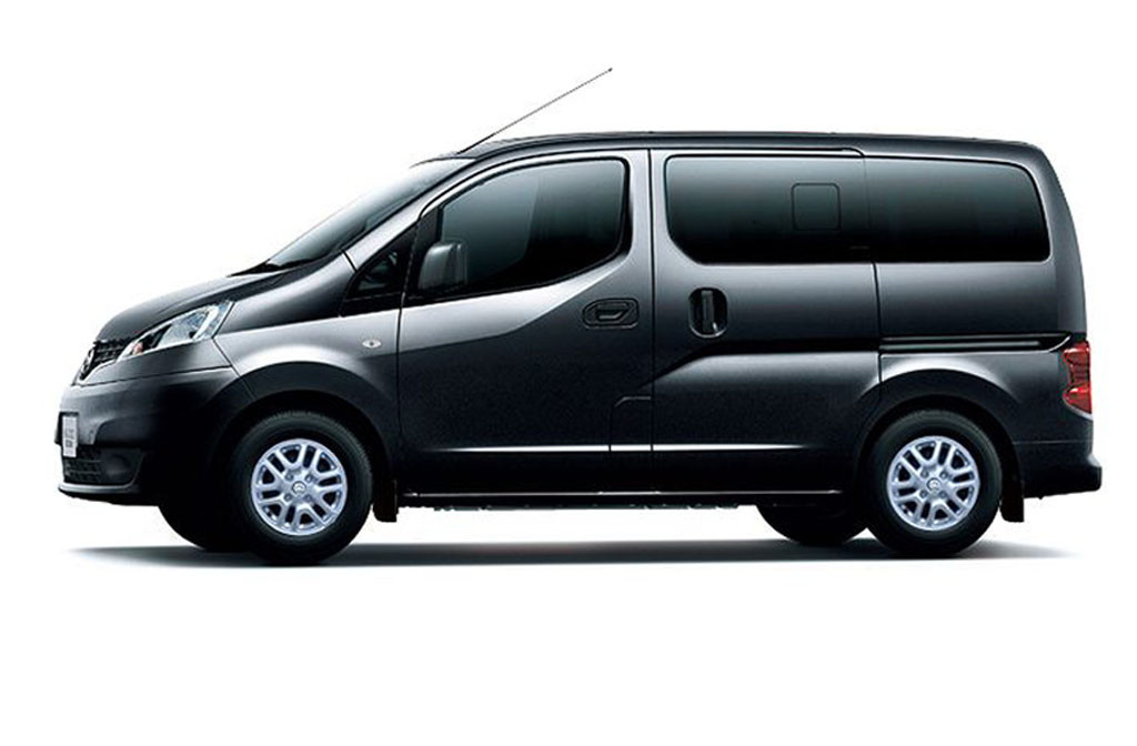 Nissan Evaliai punya desain boxy dengan kabin lapang. Nissan