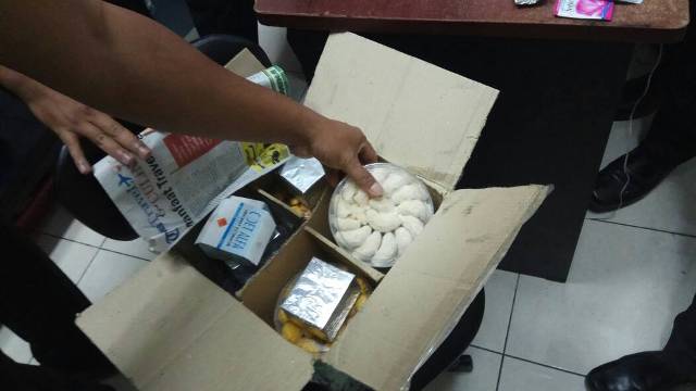 Detonator yang Disita di Bandara Sultan Hasanuddin untuk Bom Ikan