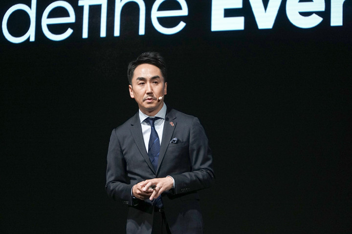 Bukan Sekadar Pengirim Pesan, LINE Ingin Jadi Portal Pintar