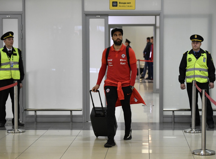 Cile Tanpa Claudio Bravo pada Laga Pembuka Piala Konfederasi