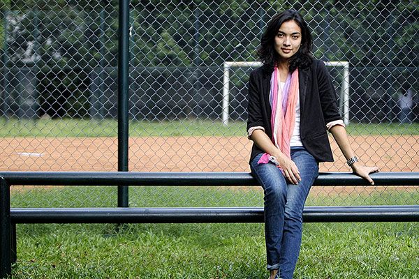 Tika Bravani Lebih Suka Kosmetik Lokal