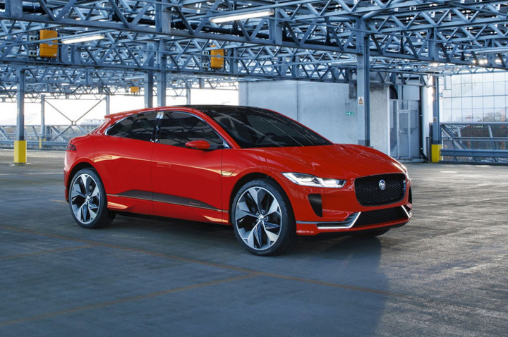 Jaguar Mulai Produksi SUV Listrik