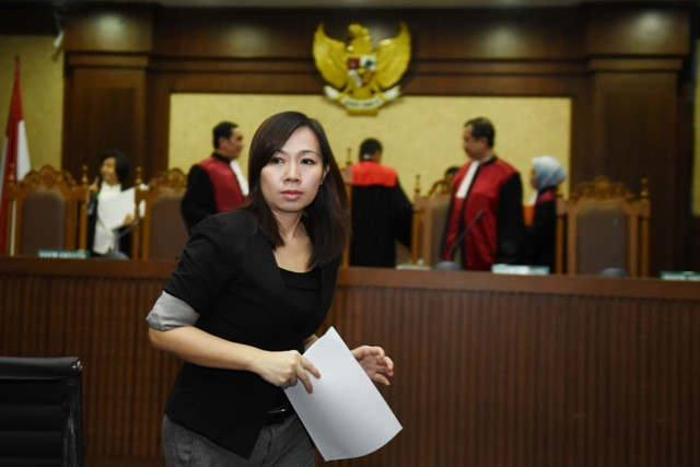 Panyuap Patrialis Gunakan Kode MK