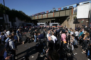 Pelaku Penabrakan di London Sengaja Membidik Jemaah Masjid